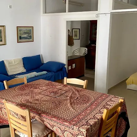 Apartament Center House Korthio
